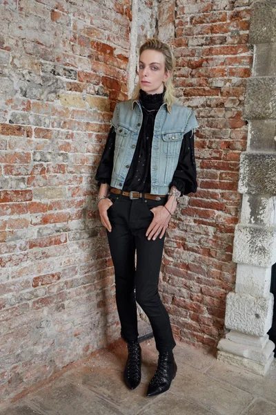 Look 31